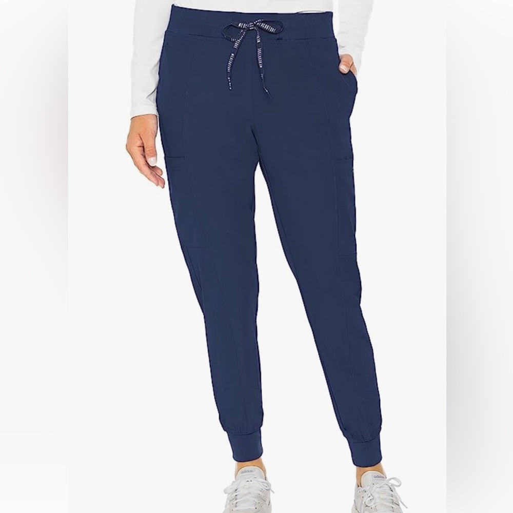 Med Couture Peaches Women's Seamed Jogger Pant